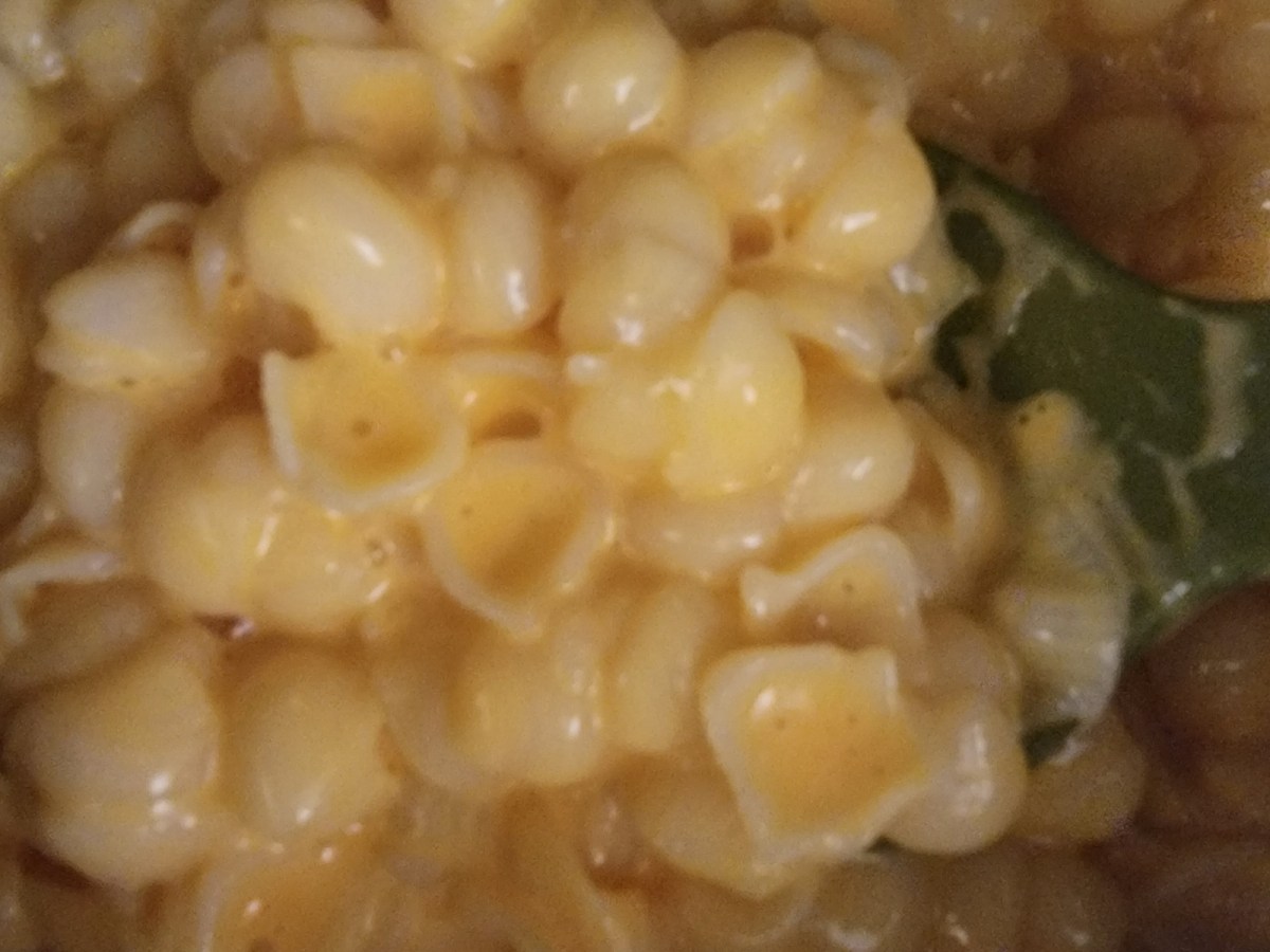 Annie’s Deluxe Rich and Creamy Shells and Cheddar